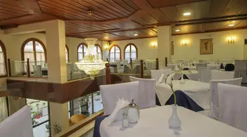 DIANA HOTEL