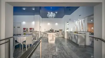 Diana Palace