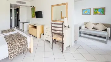 Diani Reef Beach Resort and Spa*****