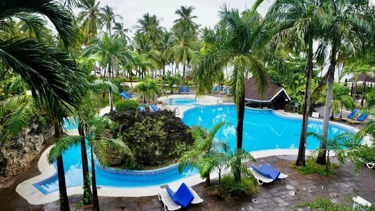 DIANI REEF BEACH RESORT