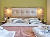 Dias Apartments
