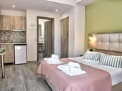 Dias Apartments