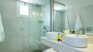 Dimitra Beach Hotel &amp Suites