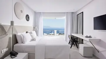 Dimitra Beach Hotel &amp Suites