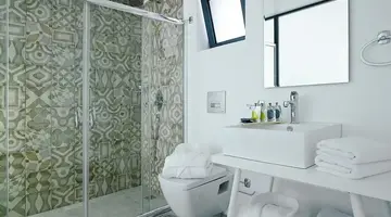Dimitra Beach Hotel &amp Suites