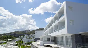Dimitra Beach Hotel &amp Suites