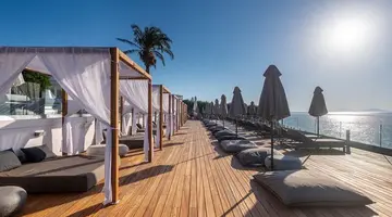 Dimitra Beach Hotel &amp Suites