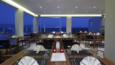 Dimitra Beach Hotel &amp Suites