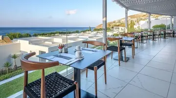 Dimitra Beach Hotel &amp Suites
