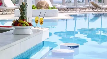 Dimitra Beach Hotel &amp Suites