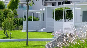 Dimitra Beach Hotel &amp Suites