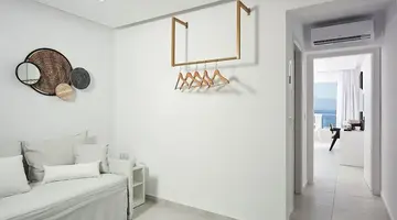 Dimitra Beach Hotel &amp Suites