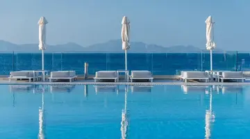 Dimitra Beach Hotel &amp Suites
