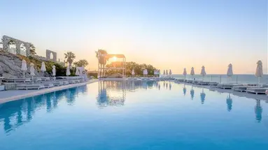 Dimitra Beach Hotel &amp Suites