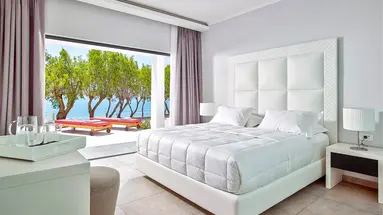 Dimitra Beach Hotel & Suites