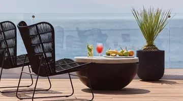 Dimitra Beach Hotel & Suites