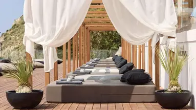 Dimitra Beach Hotel & Suites