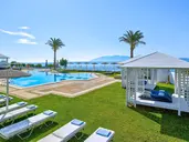 Dimitra Beach Hotel & Suites