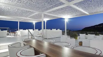 Dimitra Beach Hotel & Suites