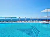 Dimitra Beach Hotel & Suites