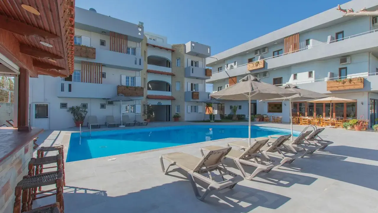 Dimitra Hotel & Apartments