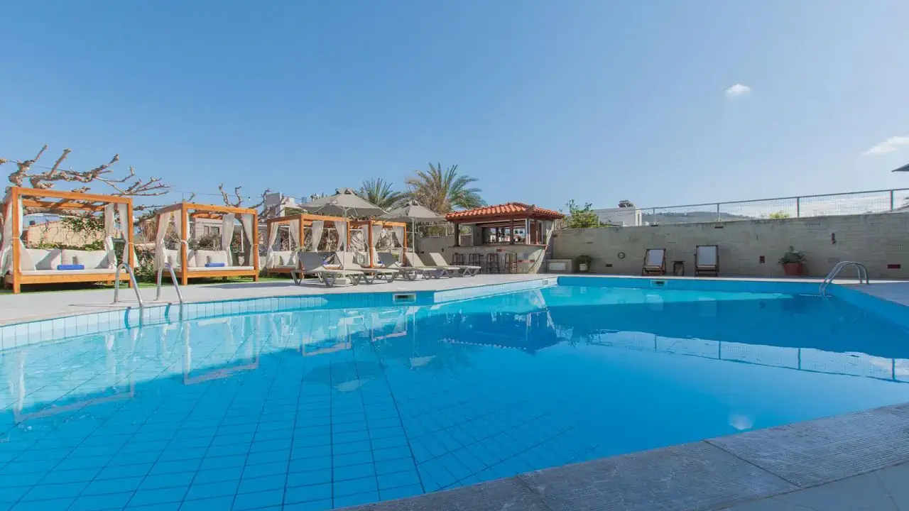 Dimitra Hotel & Apartments