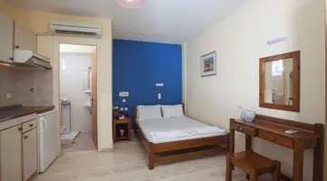 Dimitra Hotel & Apts