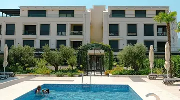 Dimitris Residence