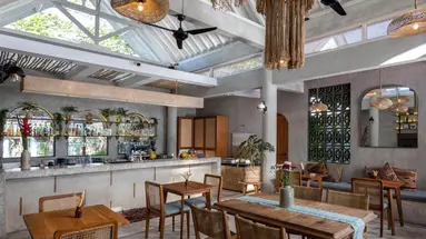 Dinara Hotel 