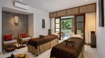 Dinara Hotel 