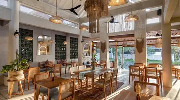 Dinara Ubud