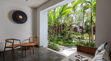 Dinara Ubud