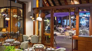 Dinarobin Beachcomber Golf Resort & Spa