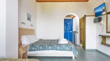 Dionysos Apartments and Studios