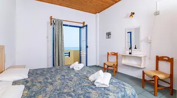Dionysos Apartments and Studios