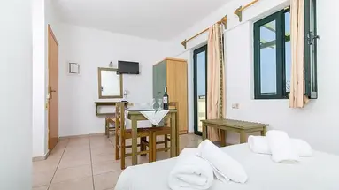 Dionysos Apartments and Studios