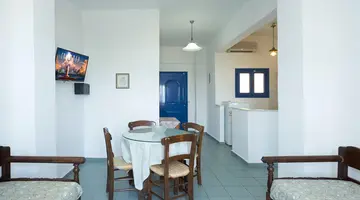 Dionysos Apartments and Studios