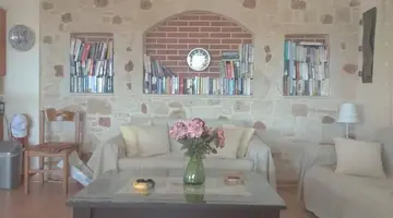 Dionysos Apartments and Studios