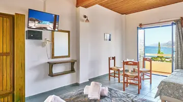 Dionysos Apartments and Studios