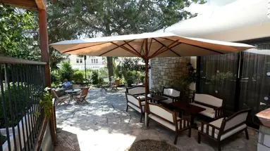 Dionysos Central Hotel