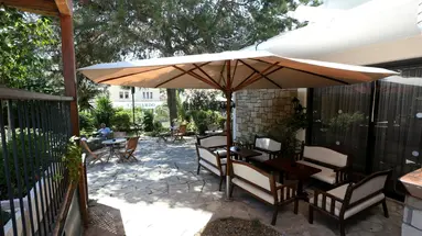DIONYSOS CENTRAL HOTEL