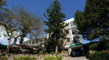 Dionysos Central Hotel