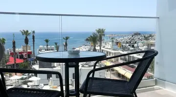 Dionysos Central Hotel