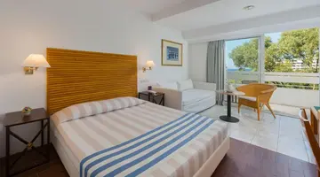 Dionysos Hotel