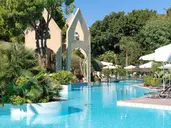 Dionysos Hotel