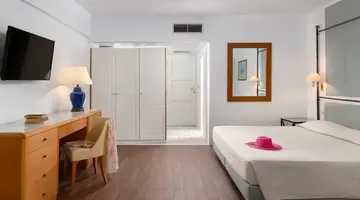 Dionysos Hotel