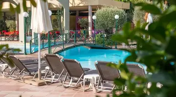 Dionysos Hotel