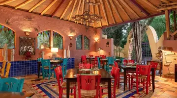 Dionysos Hotel