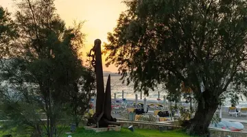 Dionysos Hotel