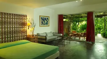 Dionysos Hotel